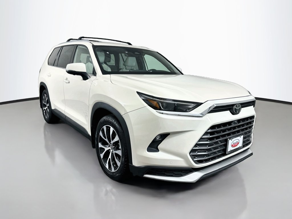 Certified 2024 Toyota Grand Highlander AWD Hybrid image 3