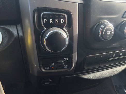 Used 2024 RAM 1500 Classic SLT image 10