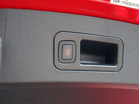 Used 2015 Tesla Model S AWD image 13