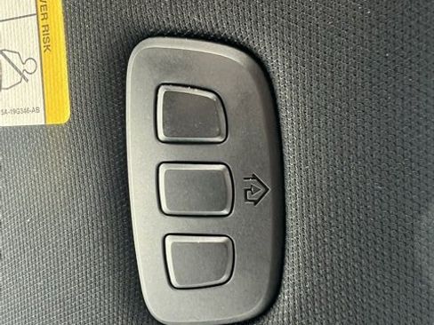 Used 2018 Ford F150 Lariat w/ Equipment Group 502A Luxury image 41