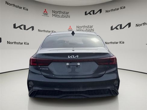 Used 2024 Kia Forte LXS image 5