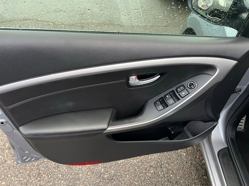 Used 2014 Hyundai Elantra GT w/ Option Group 02 image 20