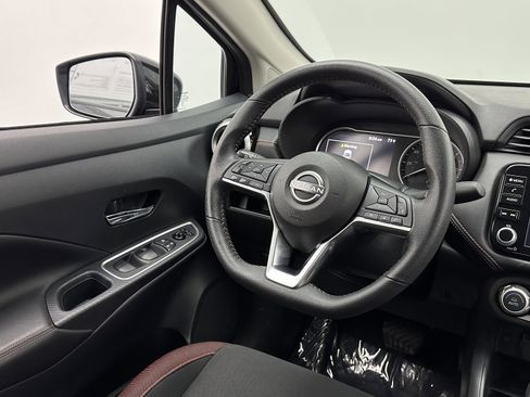 Used 2025 Nissan Versa SR w/ Trunk Package image 23