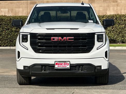 Certified 2025 GMC Sierra 1500 Elevation w/ Preferred Package image 9