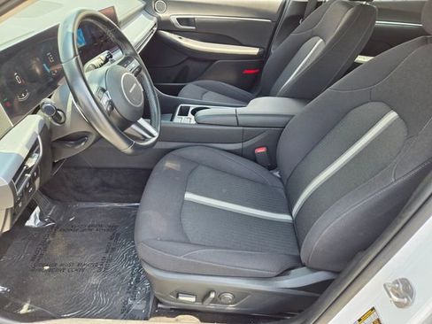 Certified 2025 Hyundai Sonata SEL FWD image 10