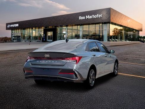 New 2026 Hyundai Elantra SEL Sport Premium FWD image 7