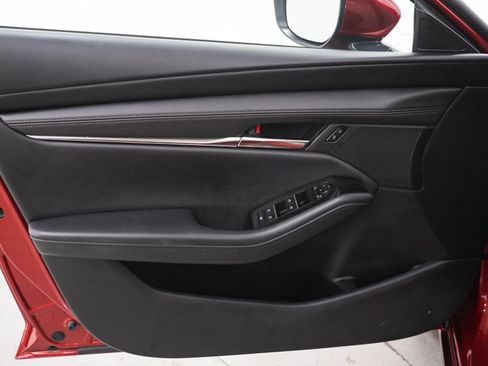 Used 2021 MAZDA MAZDA3 s FWD image 19