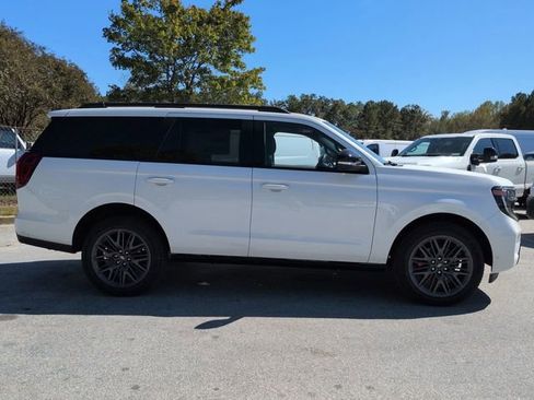 New 2025 Ford Expedition Platinum w/ Stealth Performance Package image 3