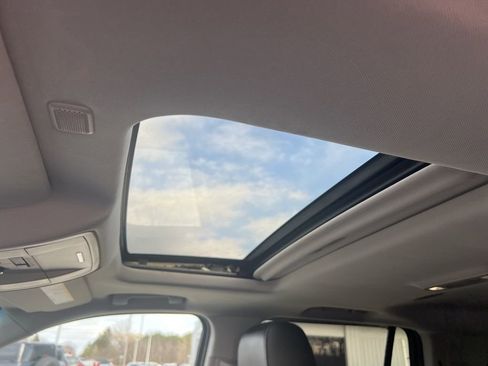 Used 2015 Chevrolet Tahoe LTZ image 23