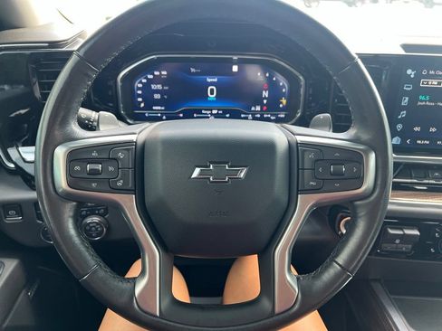 Used 2022 Chevrolet Silverado 1500 LT Trail Boss w/ Convenience Package II AWD/4WD image 12