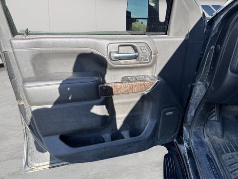 Used 2020 GMC Sierra 2500 Denali w/ Denali Ultimate Package AWD/4WD image 13