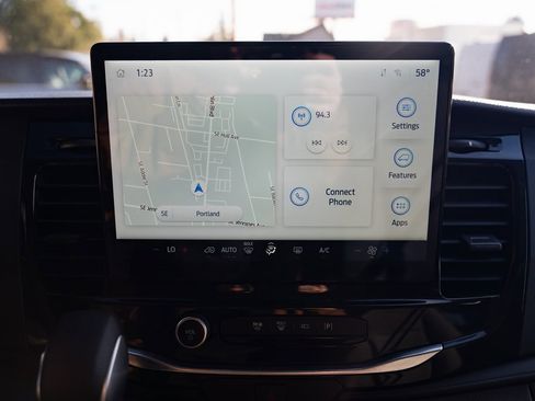 Used 2023 Ford Transit 350 XLT image 13