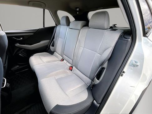 Used 2022 Subaru Outback Premium image 22