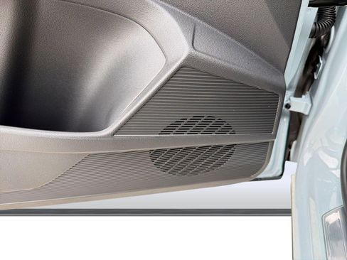 New 2026 Volkswagen Taos SE FWD image 22