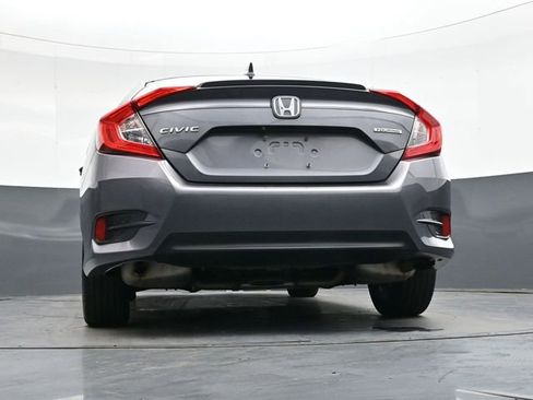 Used 2017 Honda Civic Touring image 28