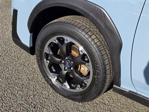 Used 2023 Subaru Crosstrek 2.0i Premium image 6