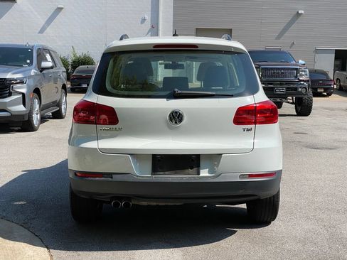 Used 2016 Volkswagen Tiguan S FWD image 6
