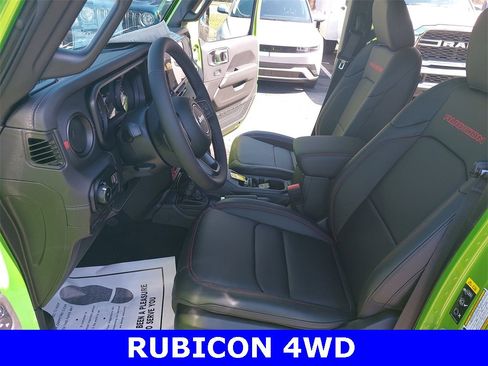 New 2025 Jeep Wrangler Unlimited Rubicon image 14