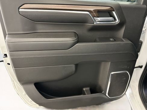 Used 2023 Chevrolet Silverado 1500 LT image 27