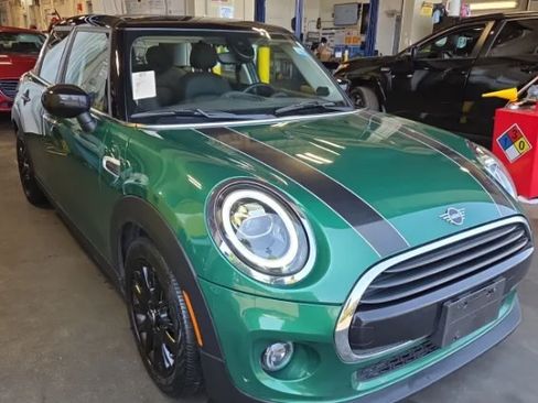 Used 2020 MINI Cooper 4-Door Hardtop w/ Storage Package FWD image 3