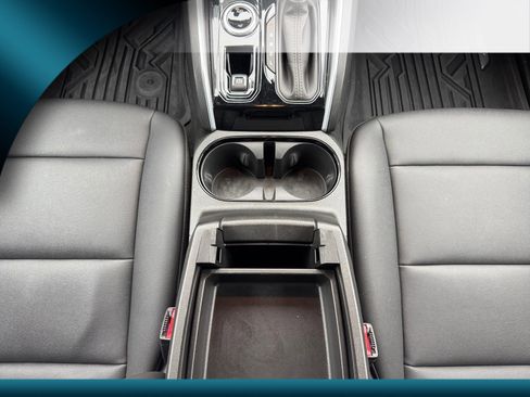 Used 2023 Chevrolet Colorado LT w/ LT Convenience Package III image 14