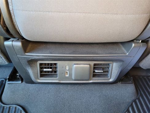 Used 2023 GMC Sierra 1500 Elevation image 21