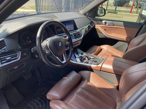 Used 2021 BMW X5 xDrive40i w/ Convenience Package image 3