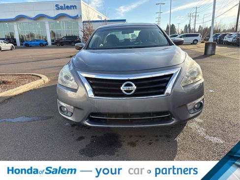 Used 2015 Nissan Altima 2.5 SV image 10
