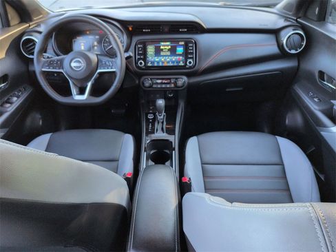 Used 2024 Nissan Kicks SR w/ SR Premium Package image 15