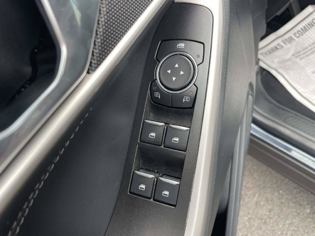 Certified 2022 Ford Explorer XLT RWD image 16