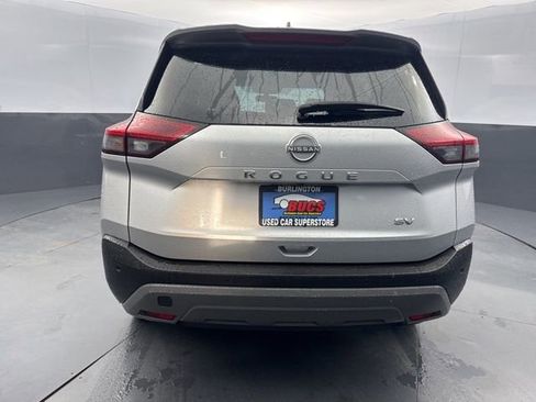 Used 2023 Nissan Rogue SV image 6