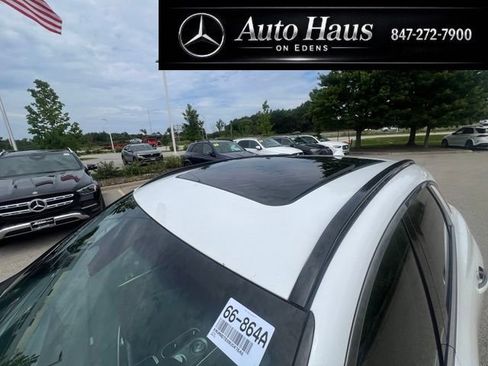 Used 2022 Genesis GV70 2.5T w/ Sport Prestige Package AWD/4WD image 9