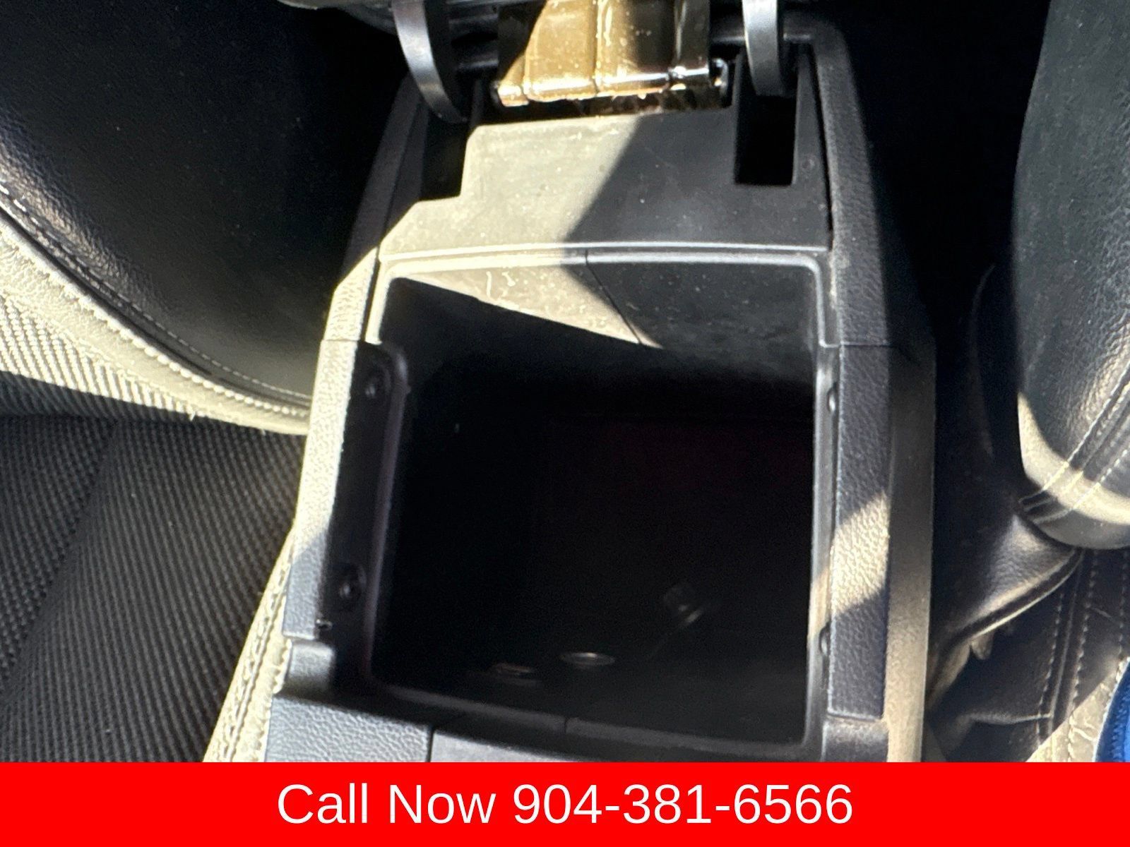 Used 2016 Jeep Wrangler Unlimited Sahara AWD/4WD image 32