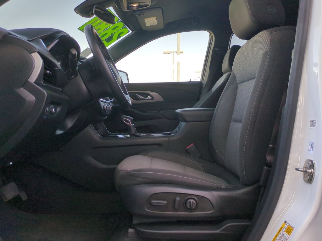 Used 2023 Chevrolet Traverse LT FWD image 21