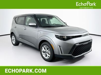 Used 2025 Kia Soul LX w/ LX Technology Package