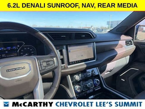 Used 2021 GMC Yukon Denali w/ Denali Premium Package image 25