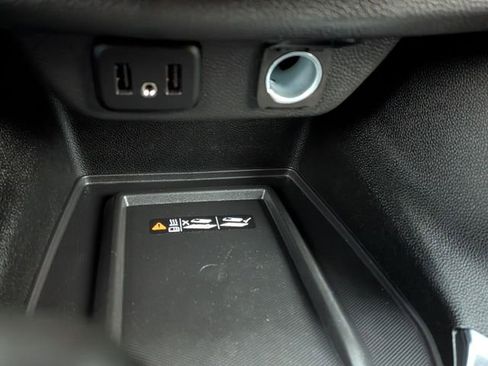 Certified 2023 Chevrolet Traverse LT image 26