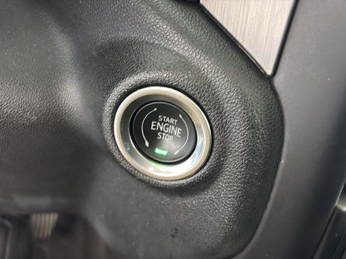 Used 2020 GMC Sierra 1500 Denali w/ Denali Premium Package image 25