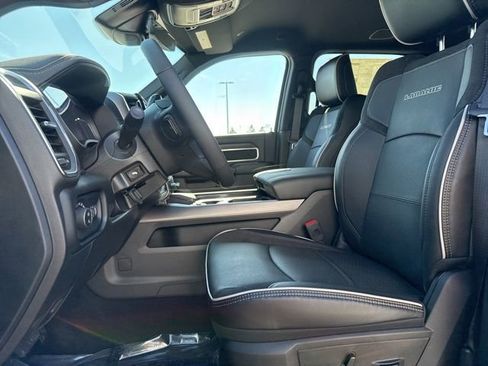 New 2026 RAM 2500 Laramie w/ Sport Appearance Package AWD/4WD image 21