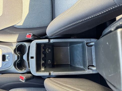 Used 2016 Jeep Cherokee Sport image 25