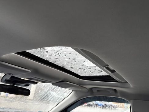 Used 2025 Ford Maverick Lobo image 13