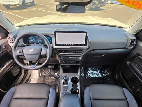 Used 2025 Ford Bronco Sport Outer Banks AWD/4WD image 29