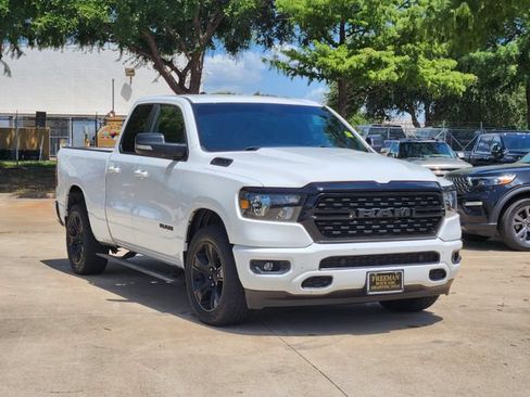 Used 2022 RAM 1500 Lone Star w/ Night Edition RWD image 3