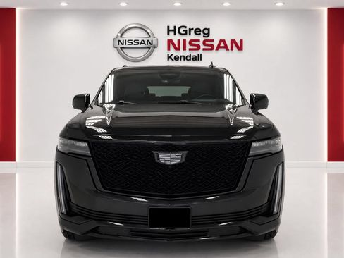 Used 2022 Cadillac Escalade Sport Platinum AWD/4WD image 5