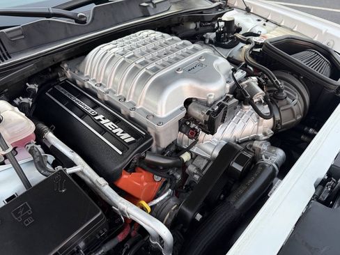 Used 2019 Dodge Challenger SRT Hellcat w/ Laguna Leather Package RWD image 46