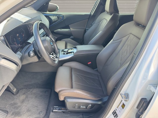 Certified 2025 BMW X3 xDrive30i w/ Premium Package AWD/4WD image 10