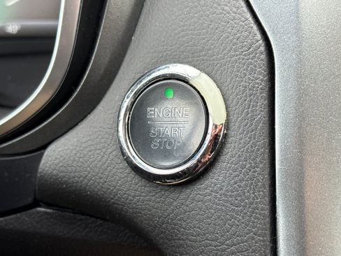 Used 2015 Ford Fusion Titanium image 23