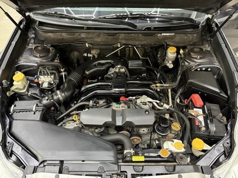 Used 2014 Subaru Outback 2.5i Limited AWD/4WD image 8