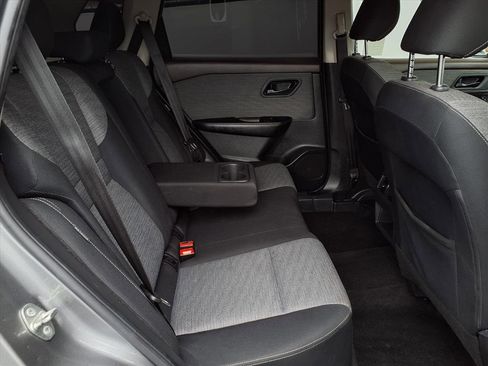 Used 2021 Nissan Rogue S image 21