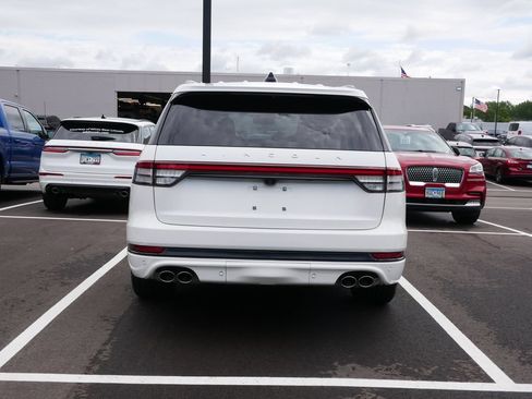 Used 2025 Lincoln Aviator Reserve w/ Equipment Group 201A AWD/4WD image 5